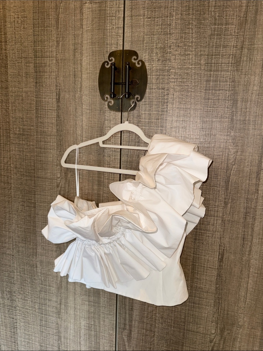 Zara White One-Shoulder Ruffle‎ Crop Top - Picture 8 of 17